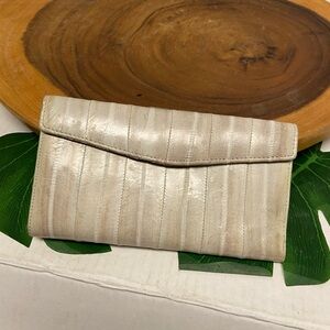 Vintage Eel Akin Leather Wallet